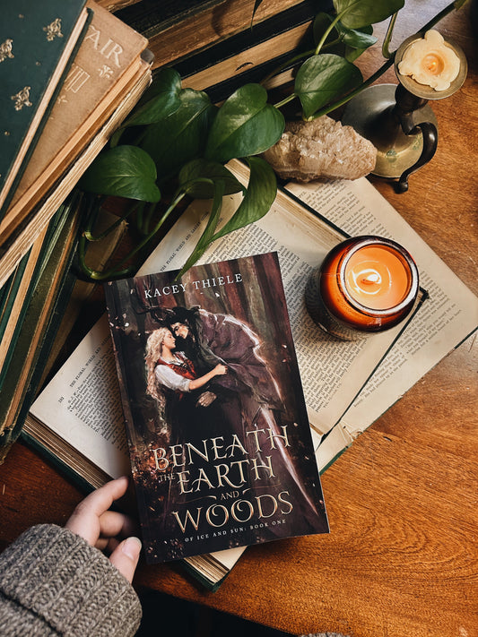 The Udyr's Manor | 8oz Apothecary Soy Candle