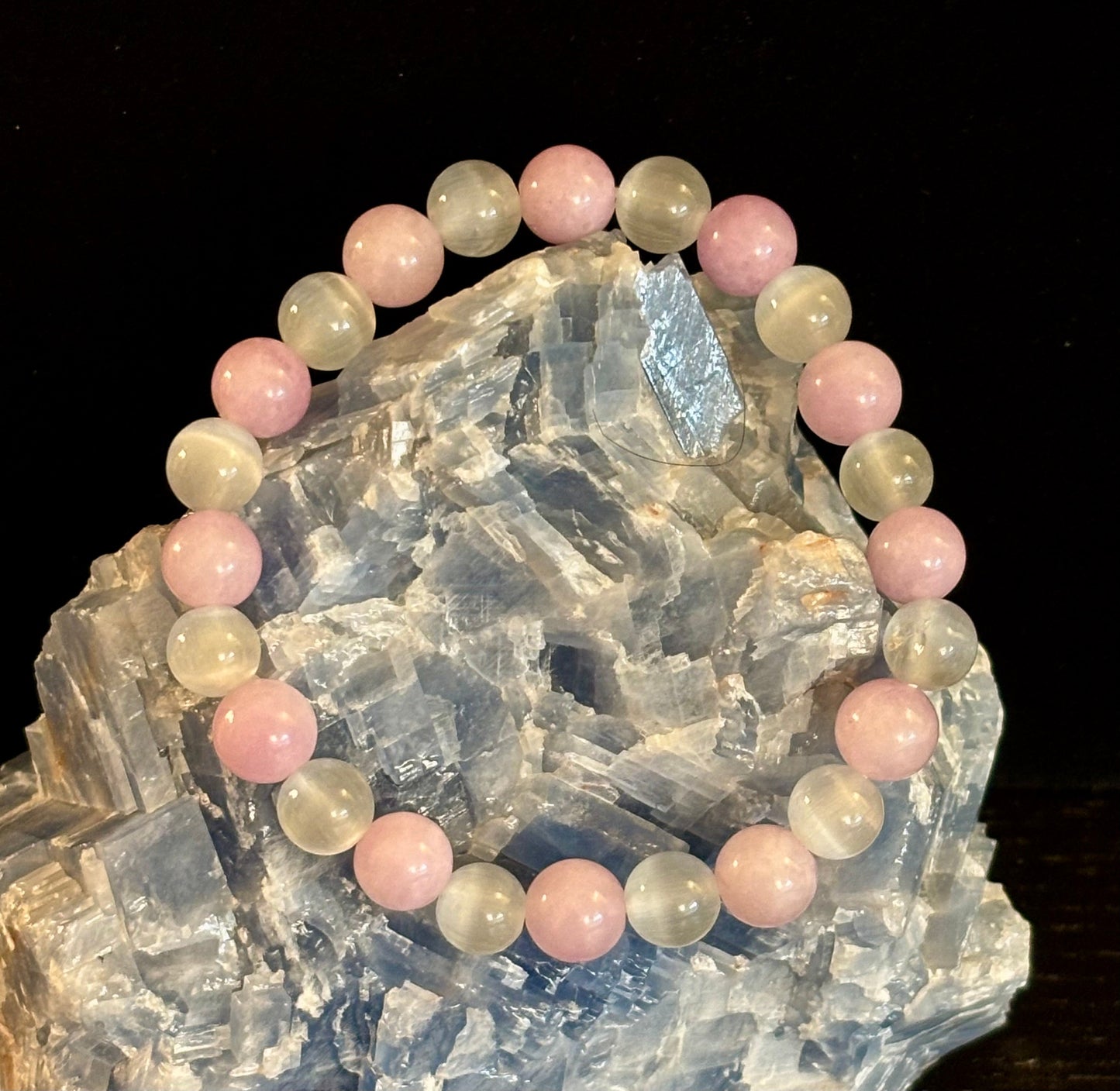 Vintage Boho Style Beaded Bracelet – Earthy Vibes, Ethereal Glow