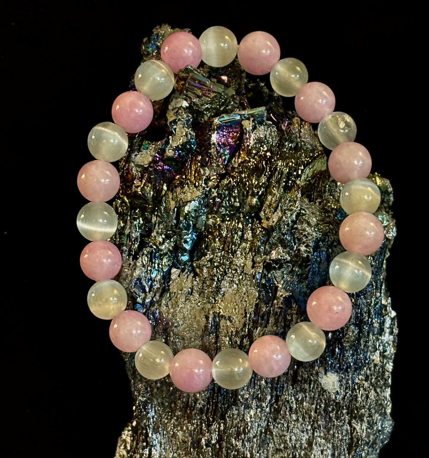 Vintage Boho Style Beaded Bracelet – Earthy Vibes, Ethereal Glow