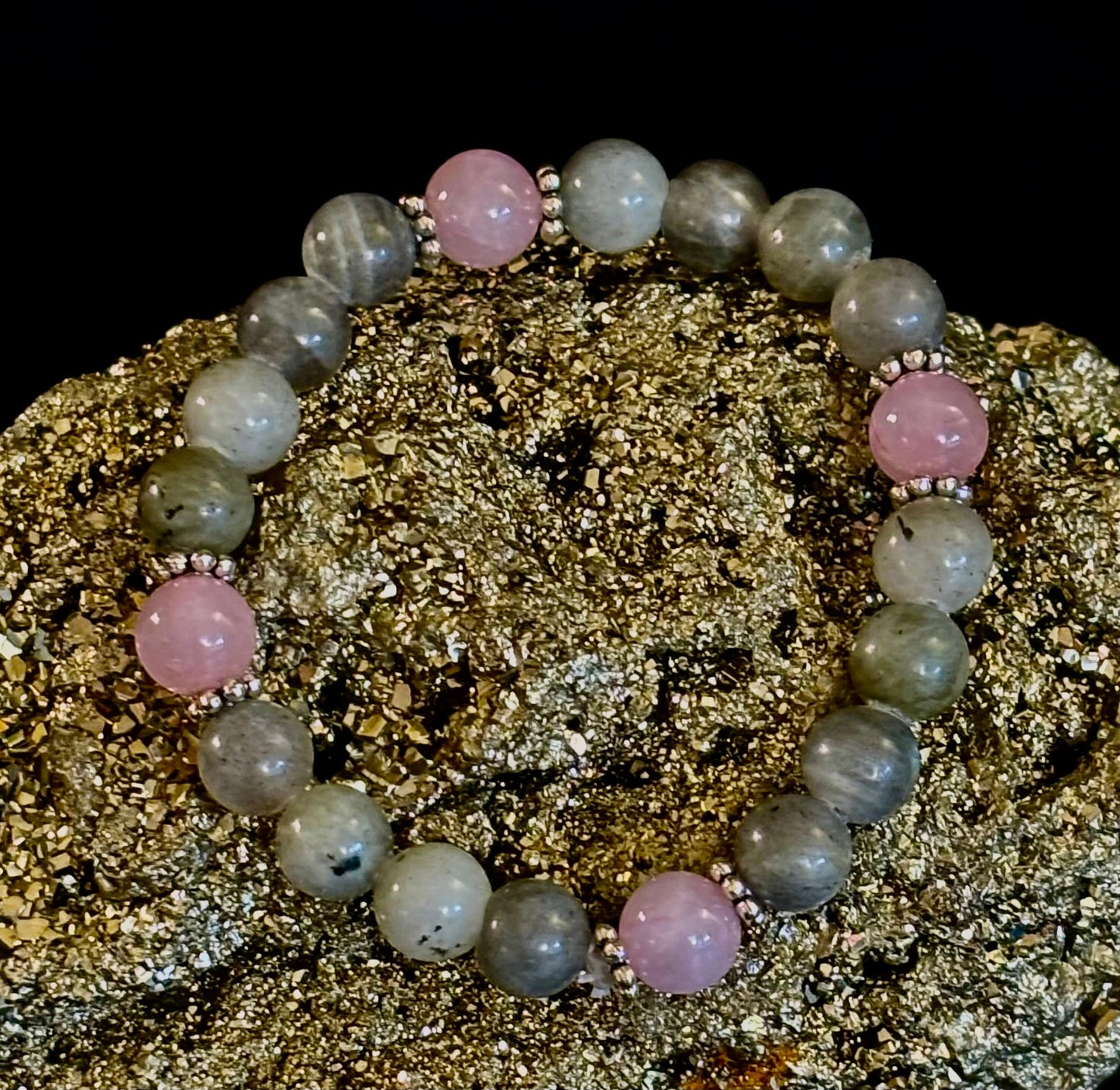 Vintage Boho Style Beaded Bracelet – Earthy Vibes, Ethereal Glow