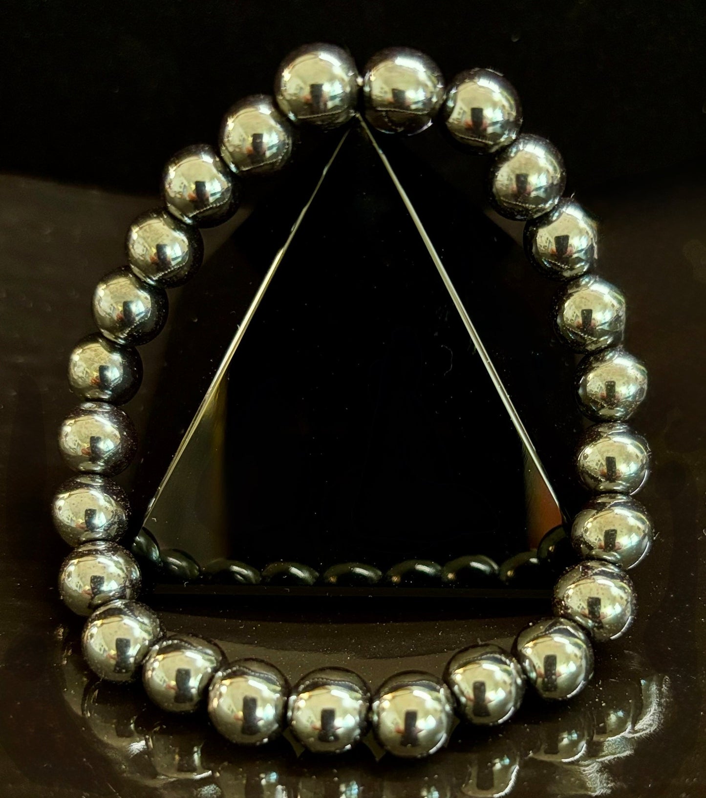 Hematite Grounding & Protection Bracelet – Root Chakra Healing Stone for Confidence, Clarity & Stability (6mm, 8mm, 10mm Options)