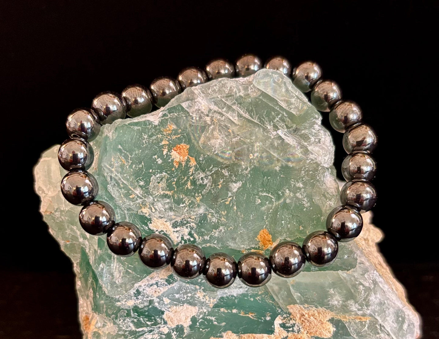 Hematite Grounding & Protection Bracelet – Root Chakra Healing Stone for Confidence, Clarity & Stability (6mm, 8mm, 10mm Options)