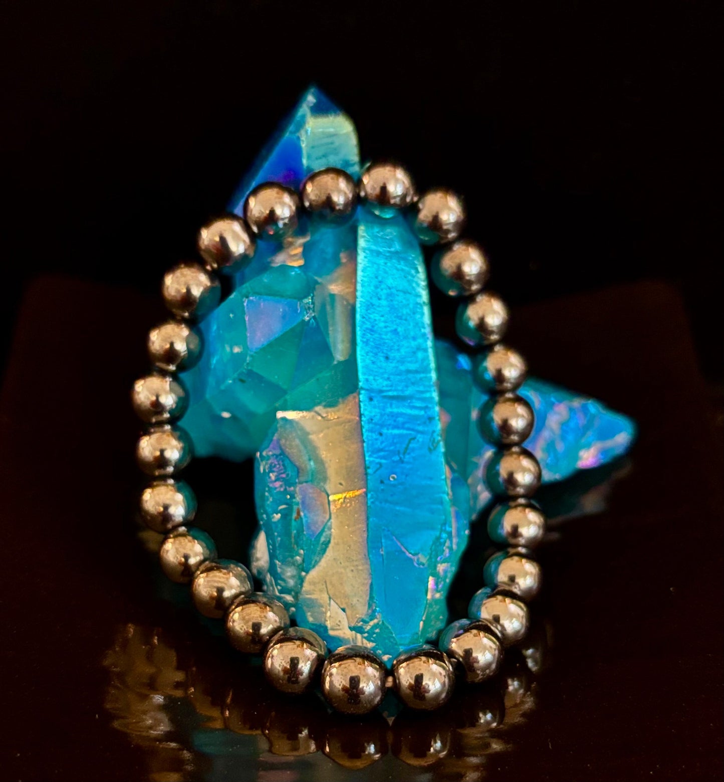 Hematite Grounding & Protection Bracelet – Root Chakra Healing Stone for Confidence, Clarity & Stability (6mm, 8mm, 10mm Options)