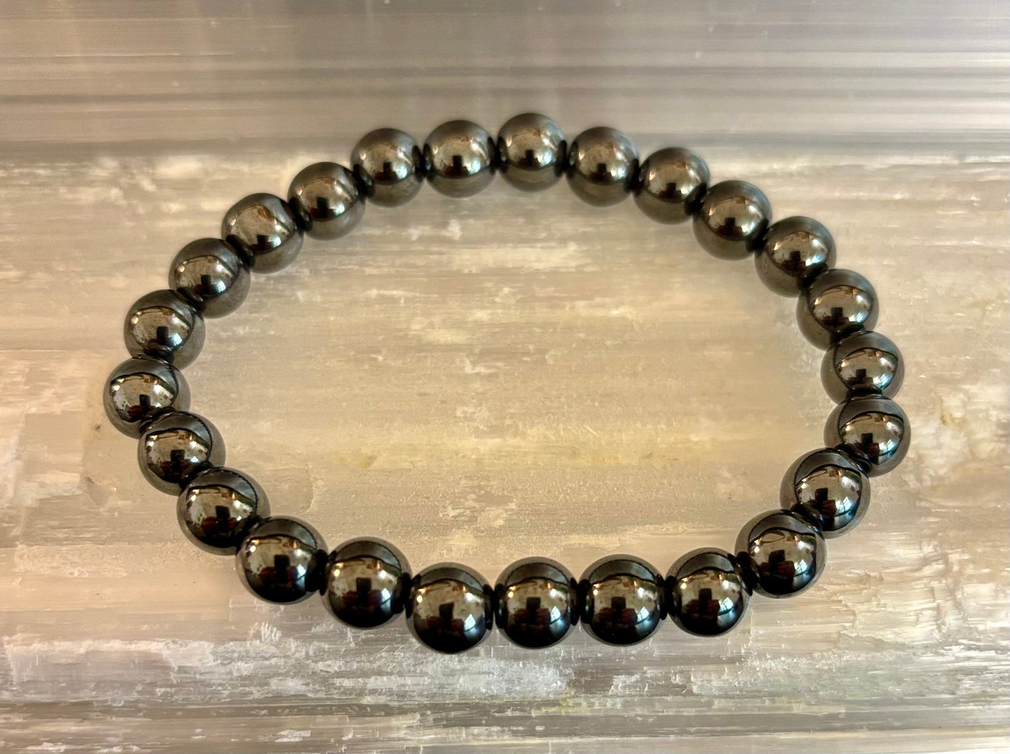 Hematite Grounding & Protection Bracelet – Root Chakra Healing Stone for Confidence, Clarity & Stability (6mm, 8mm, 10mm Options)