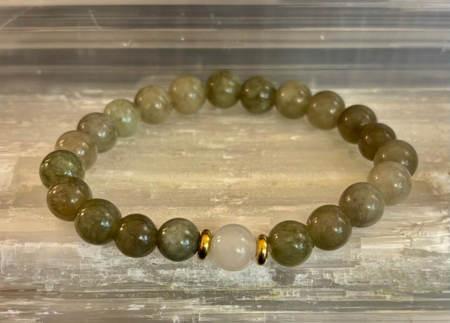 Green Aventurine and White Jade Bracelet – 8mm Natural Stone Beads