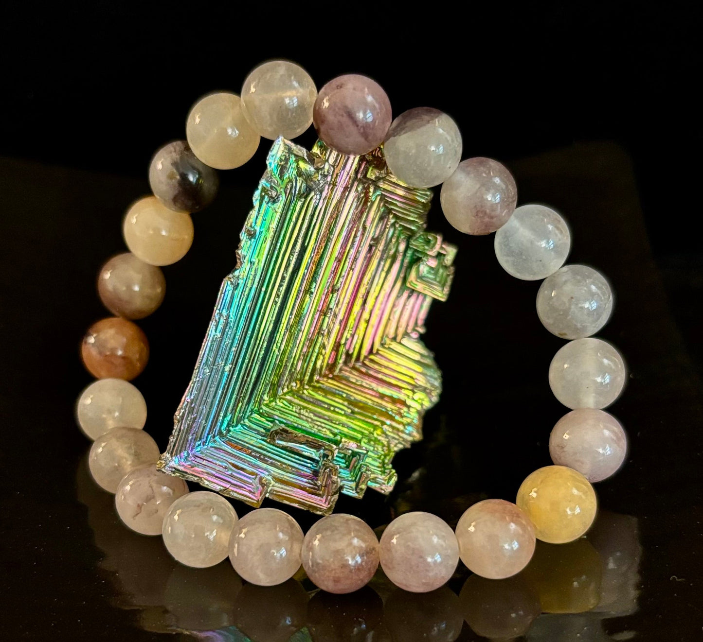 Elegant Natural Stone Crystal Bracelet – Soothing Energy and Timeless Style