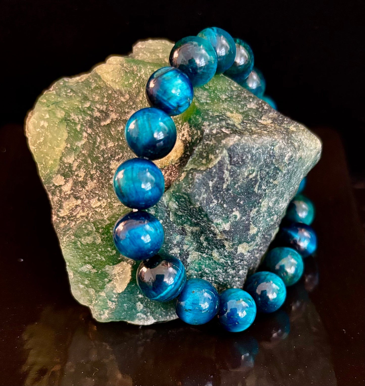 Blue Tiger Eye Protection Bracelet – Natural Stone Energy Jewelry for Power, Balance & Protection