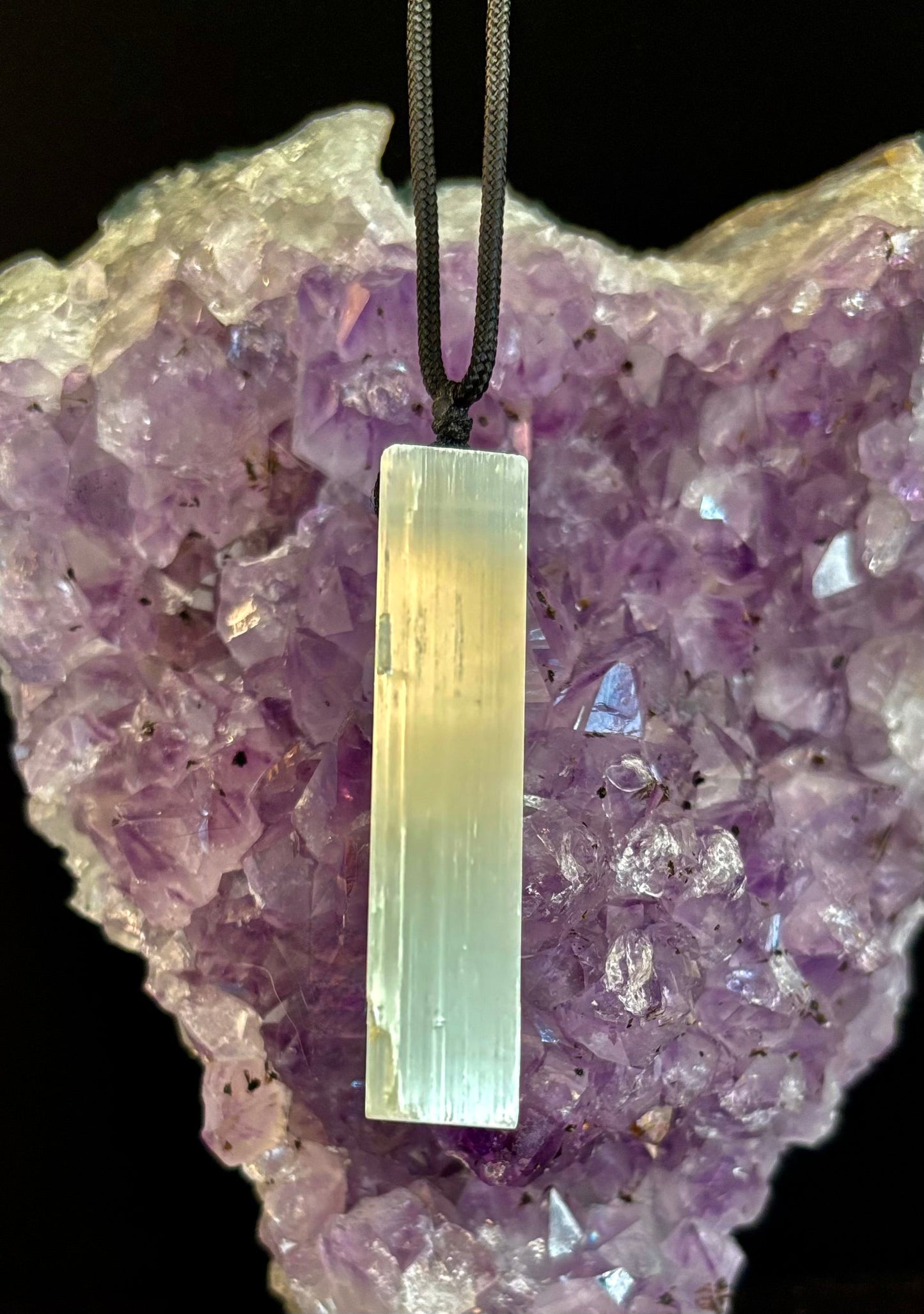 Selenite Pendant Rough Stone Necklace – Cleanse, Balance & Protect