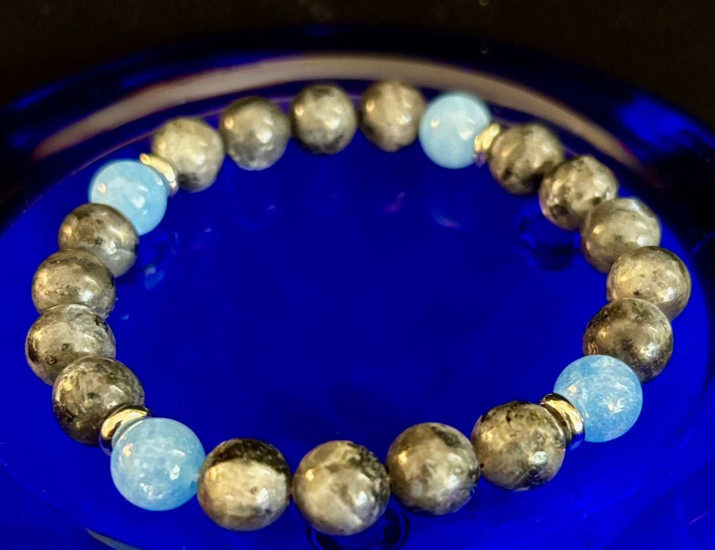 Black Labradorite & Aquamarine Beaded Bracelet – Protection, Calm & Clarity