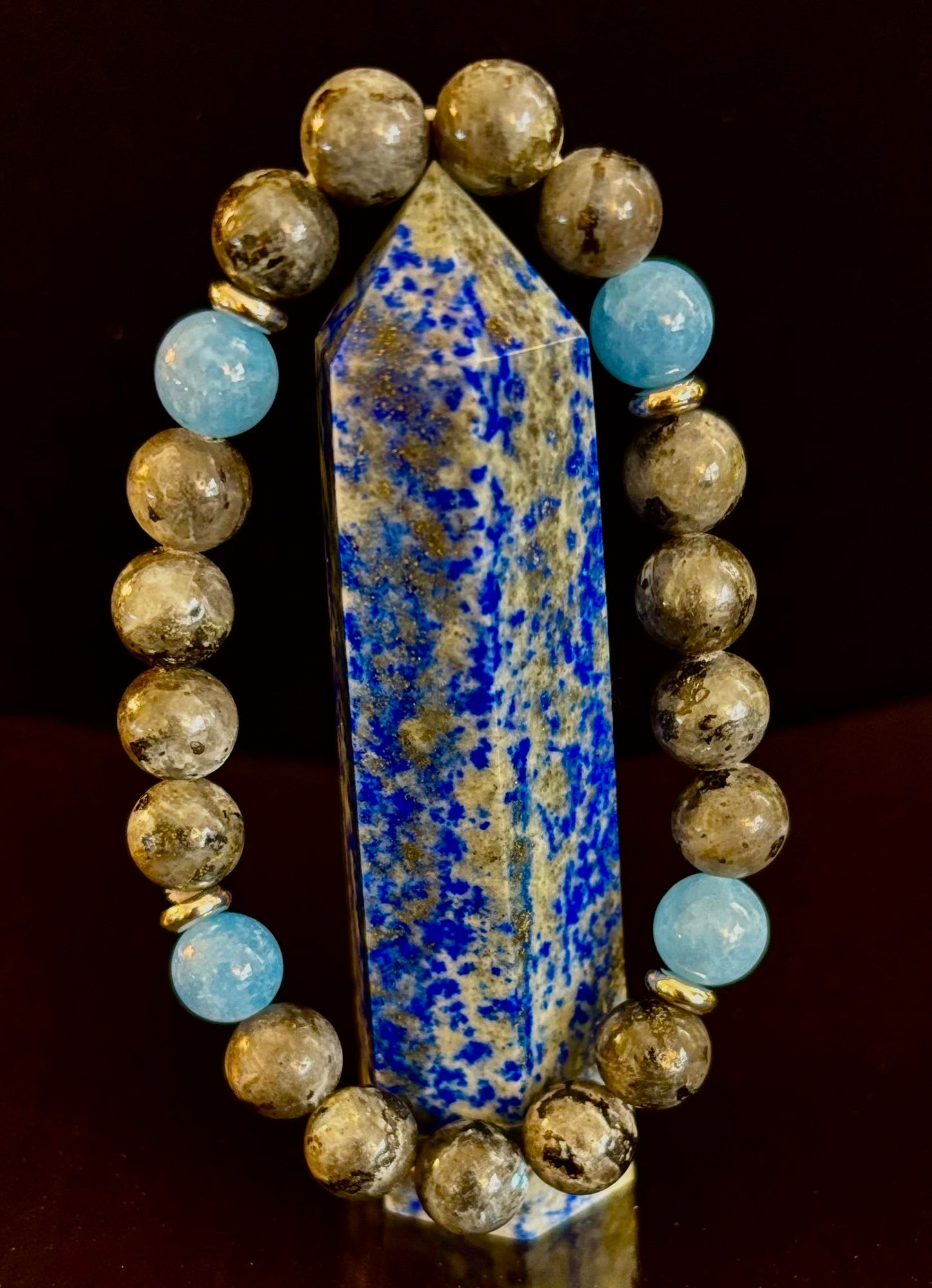 Black Labradorite & Aquamarine Beaded Bracelet – Protection, Calm & Clarity