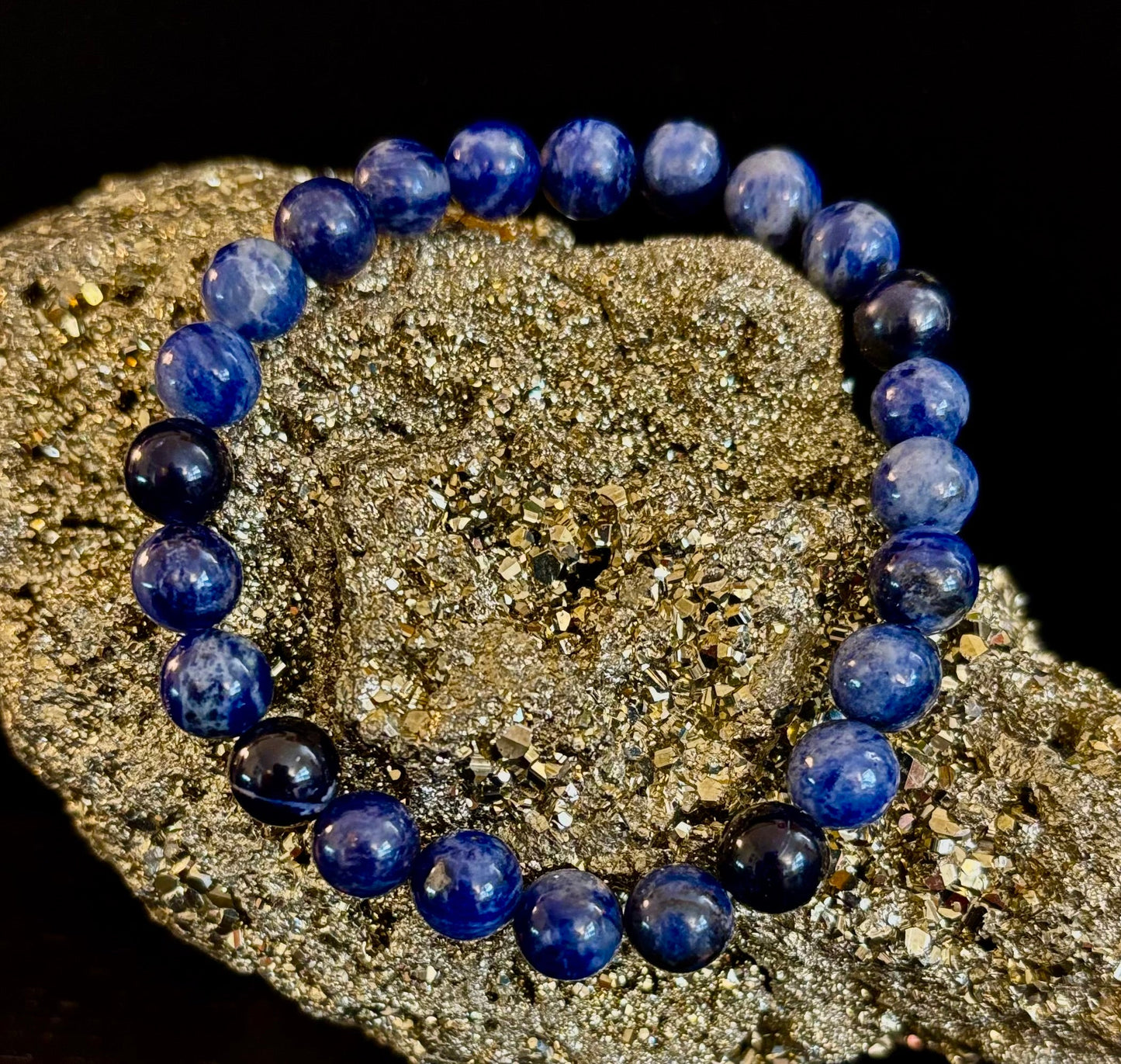 Sodalite Gemstone Bracelet – Intuition, Truth & Emotional Balance