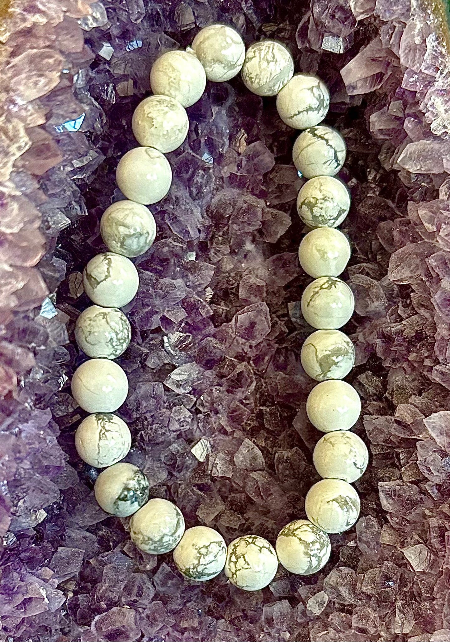 White Howlite Bracelet – Calm, Clarity & Inner Peace