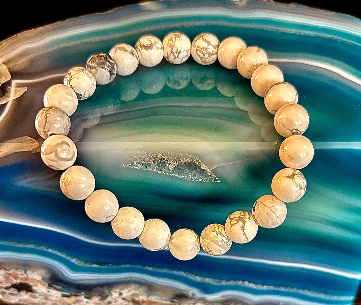White Howlite Bracelet – Calm, Clarity & Inner Peace