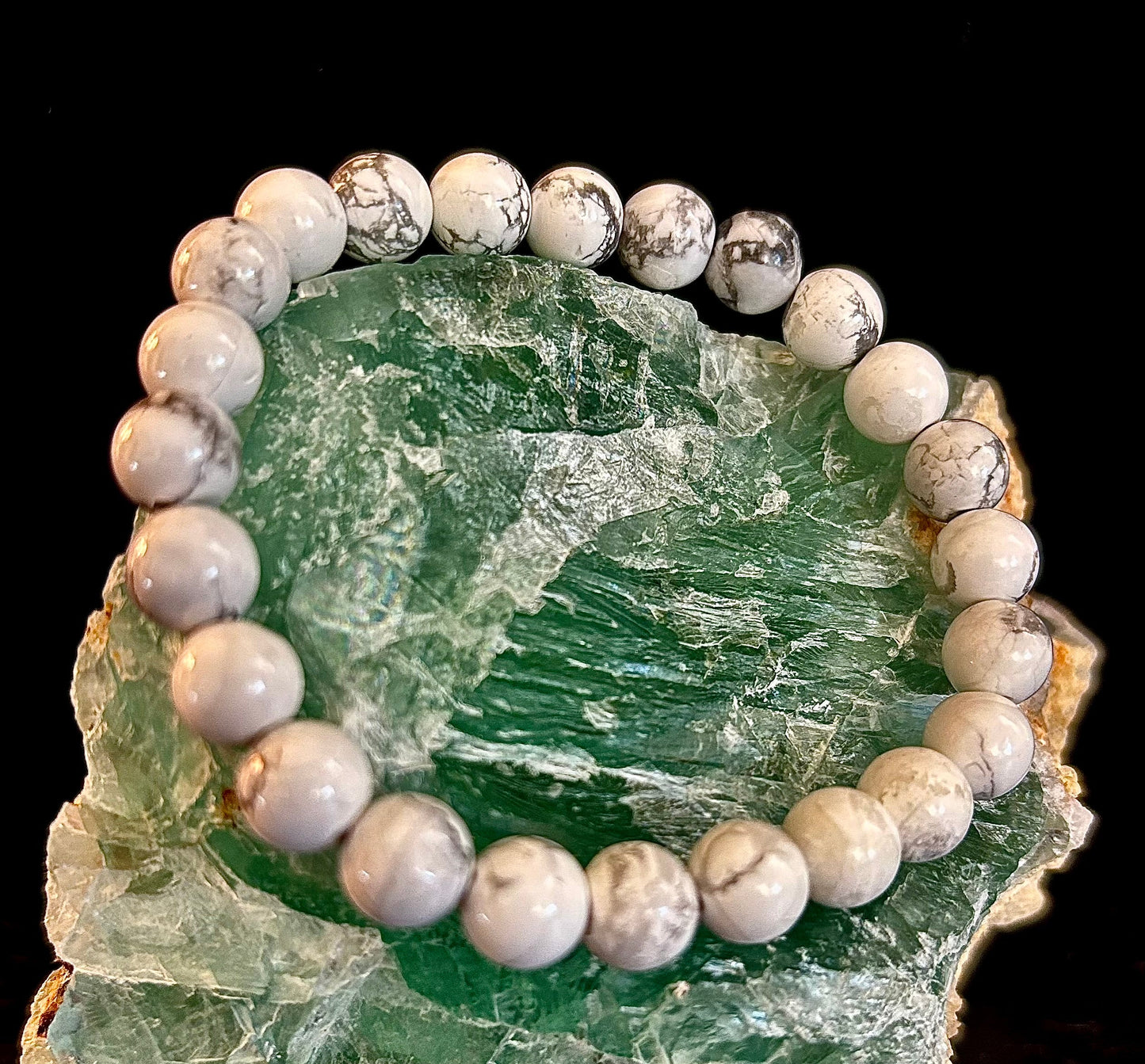 White Howlite Bracelet – Calm, Clarity & Inner Peace