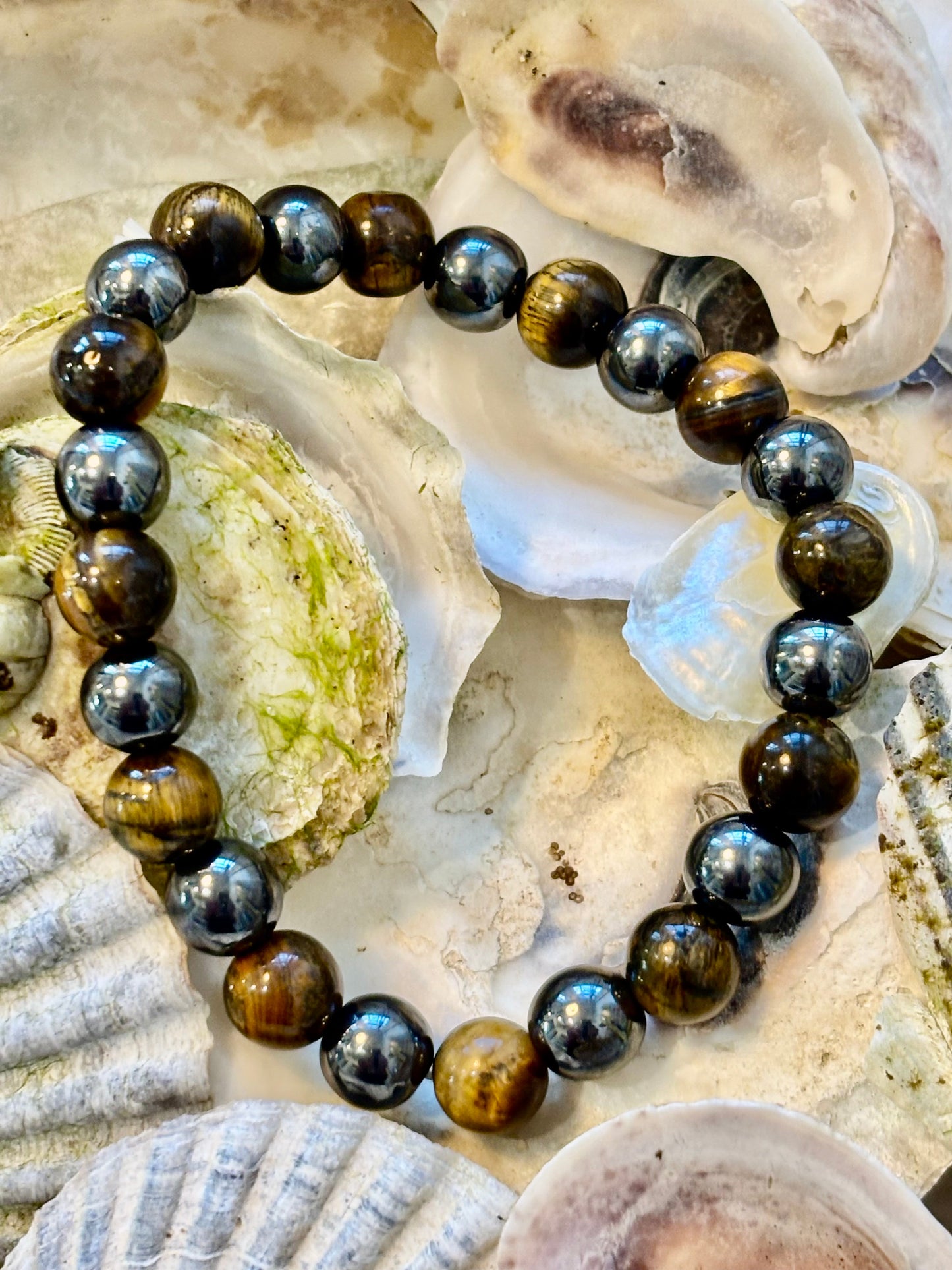 Tiger Eye & Hematite Protection Bracelet – Strength, Balance & Grounding Energy