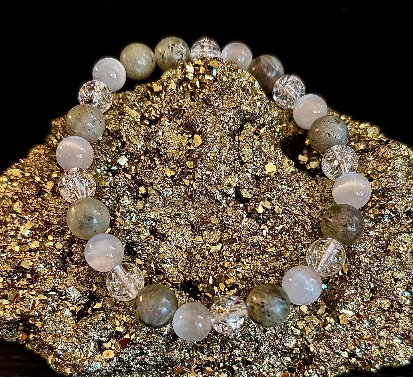 Reiki-Infused Lightworkers Healing Bracelet – Labradorite, Crackle Quartz & Selenite