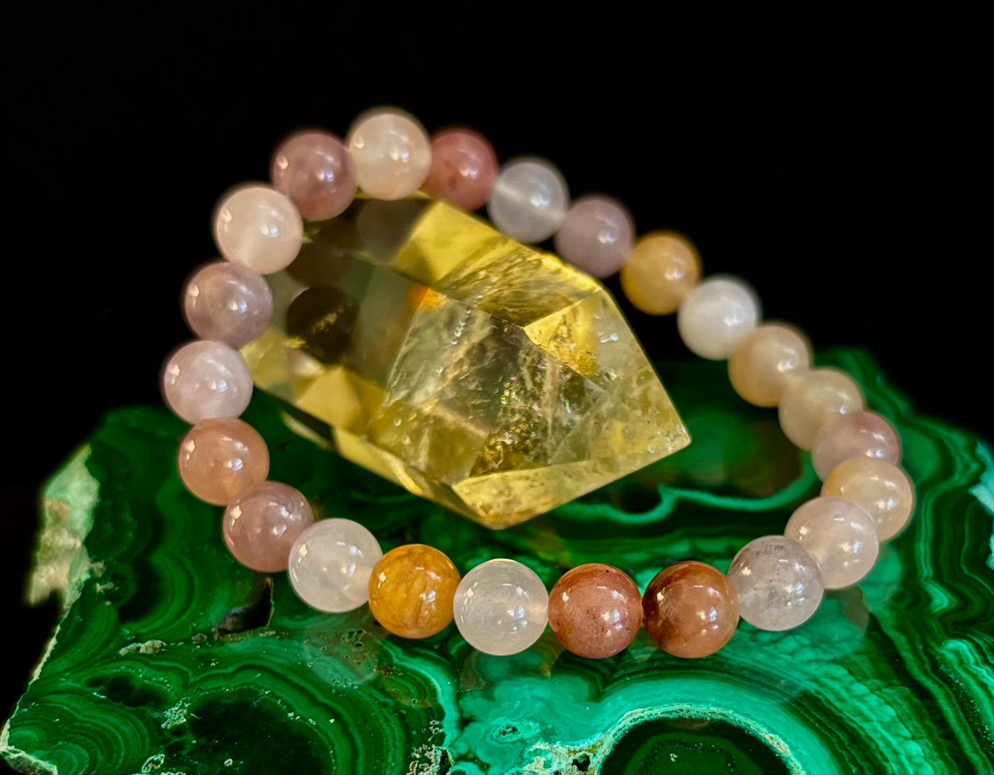 Coastal Calm Quartz Beaded Bracelet – 8mm Beach Sand Tones for Medium Wrists 🌊🏖️