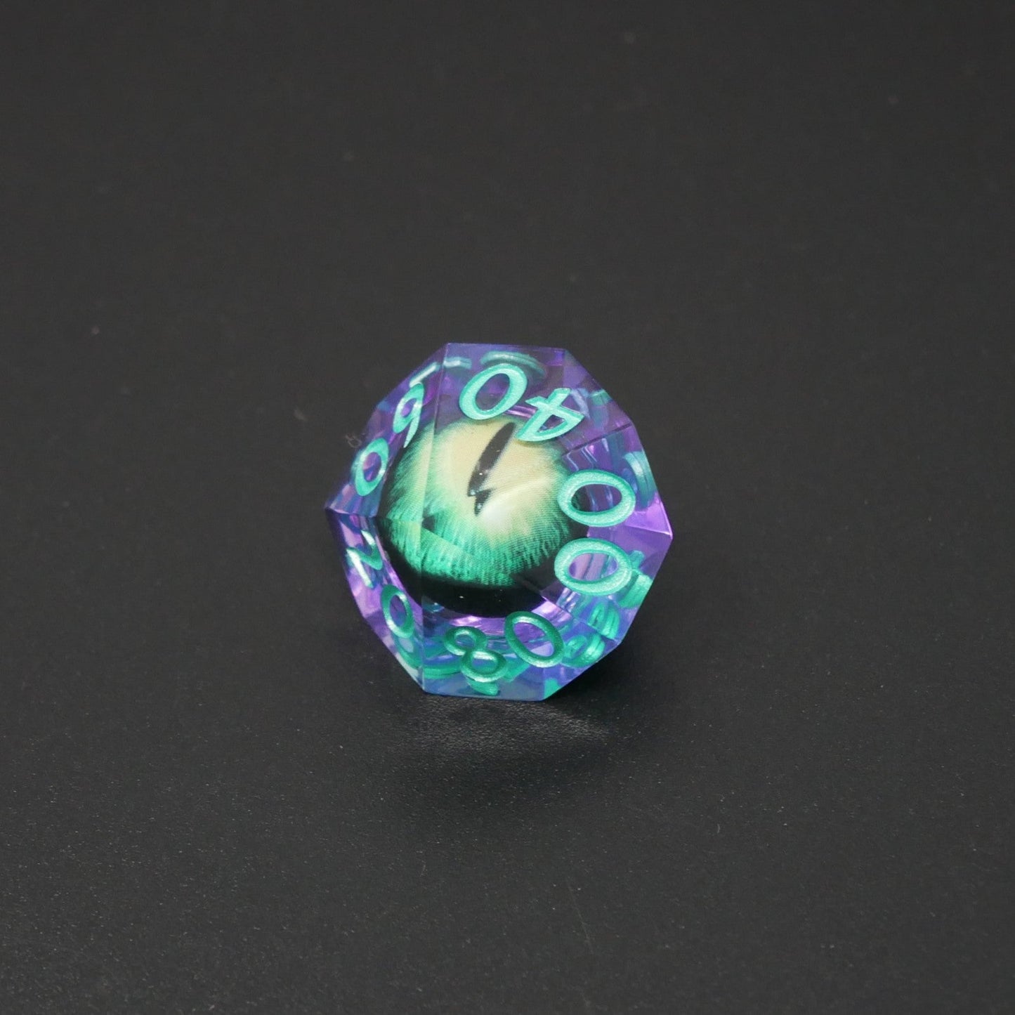 Remorhaz's Eye |  7 Piece Moving Eye DnD Dice Set | Acrylic RPG Gaming Dice