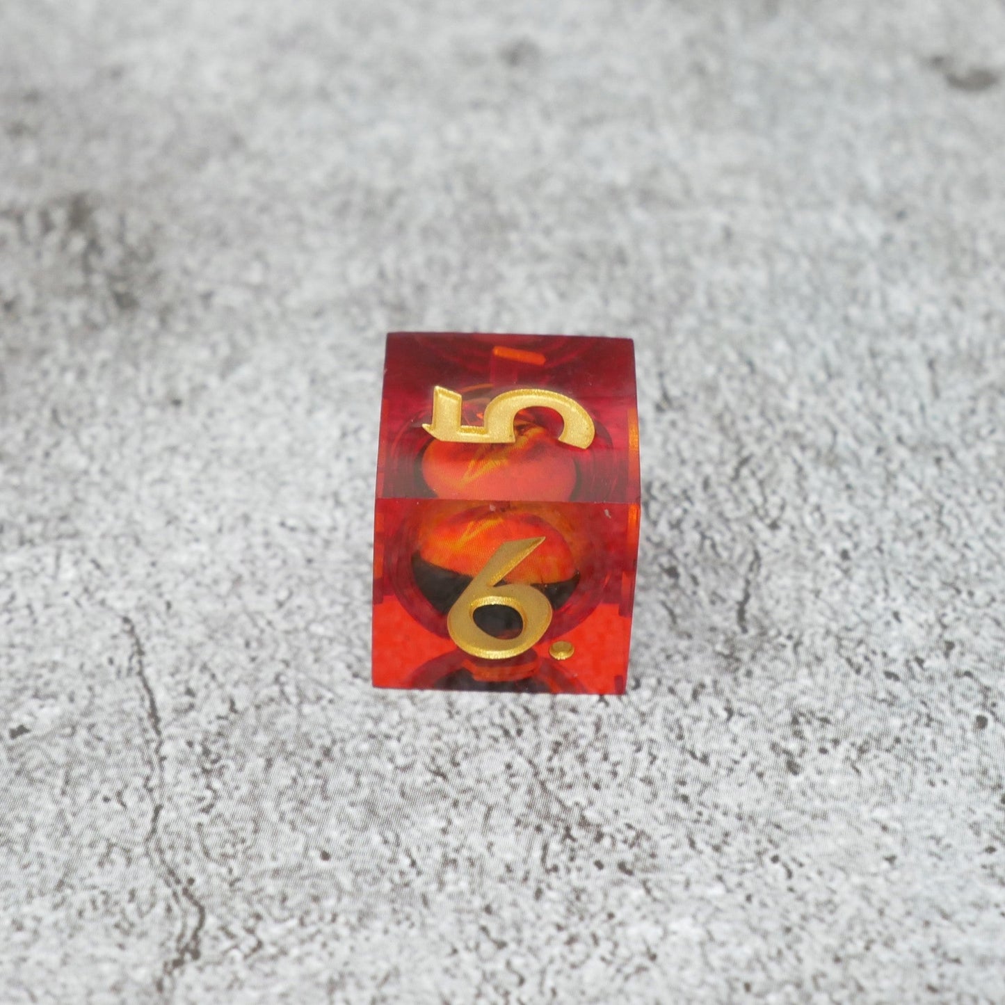 Sauron's Eye |  7 Piece Moving Eye DnD Dice Set | Acrylic RPG Gaming Dice