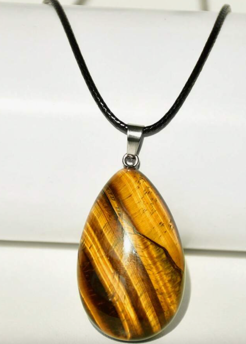 Grounded Elegance: Natural Tiger Eye Leather Pendant Necklace on Leather Rope